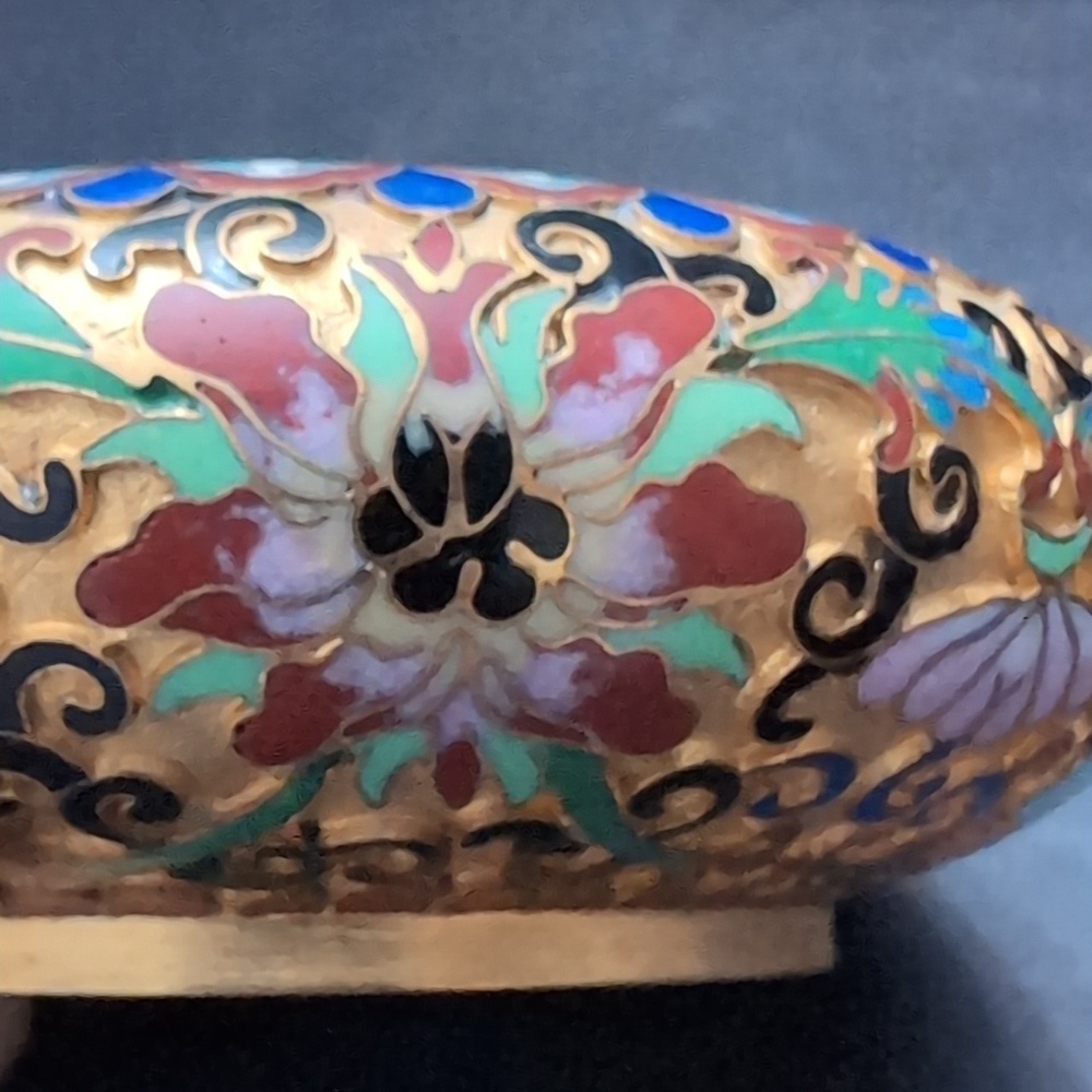 VGT, Cloisonne Multicolored Ashtray . - Picture 5 of 9